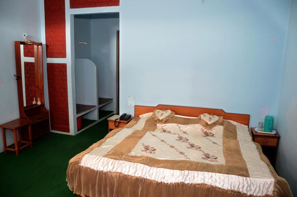 Kalawati Retreat Eco Village Resort Ranikhet Exterior foto