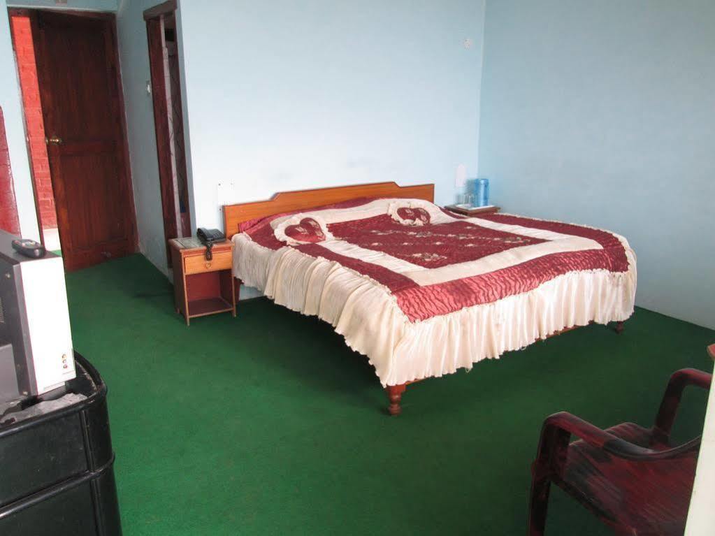 Kalawati Retreat Eco Village Resort Ranikhet Exterior foto